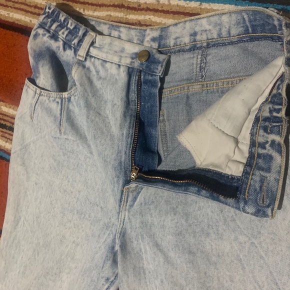High waisted VINTAGE denim - Picture 3 of 4